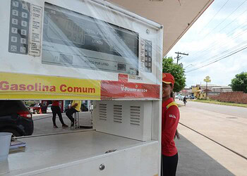 Sindicato dos Postos de Combustível fala que crise chegou e demissões já estão ocorrendo