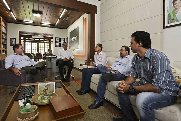 Tião Viana trata sobre obras da BR-364 com novo superintendente do Dnit