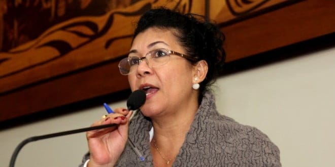 Deputada repudia cobrança de emolumentos para blogueiros acreanos atuarem 1 Deputada repudia cobrança de emolumentos para blogueiros acreanos atuarem