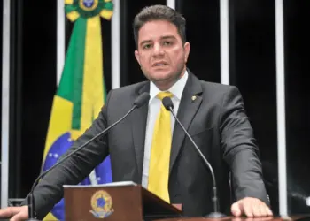 'Com prefeituras quebradas, escolas podem fechar as portas', adverte Gladson Cameli