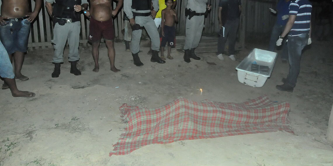 Homem é eletrocutado ao tentar fazer “gato” em residência