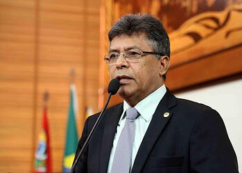 Antônio Pedro pede celeridade na implantação do Programa Minha Casa Minha Vida em Xapuri