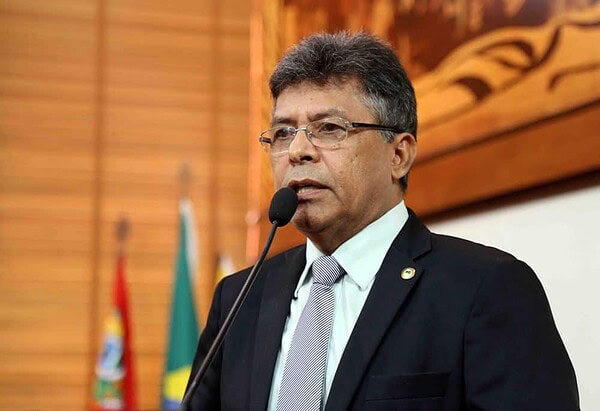 Antônio Pedro pede celeridade na implantação do Programa Minha Casa Minha Vida em Xapuri