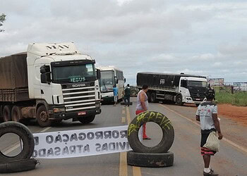 Protesto de caminhoneiros diminui nas estradas após aumento de multa