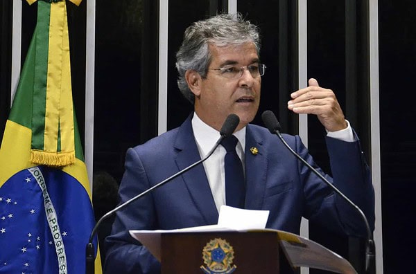 Jorge Viana anuncia liberação de quase R$ 4 milhões para investimentos no Acre