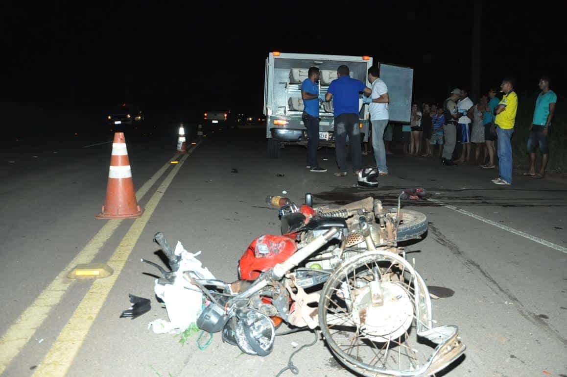 Acidente na AC 40 mata uma pessoa e deixa outra gravemente ferida 3