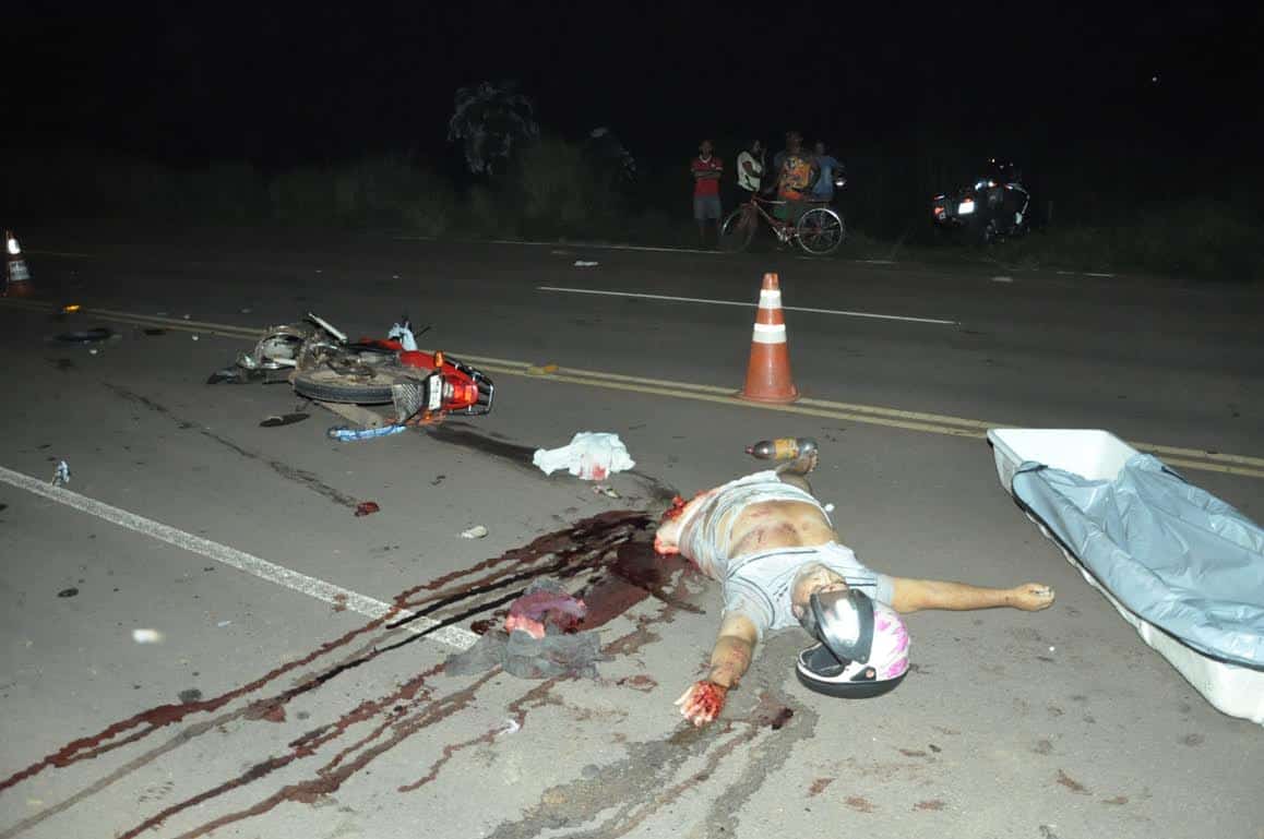 Acidente na AC 40 mata uma pessoa e deixa outra gravemente ferida 4