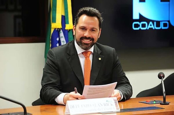 Alan Rick debate sobre regulamentação da Lei de desastres naturais