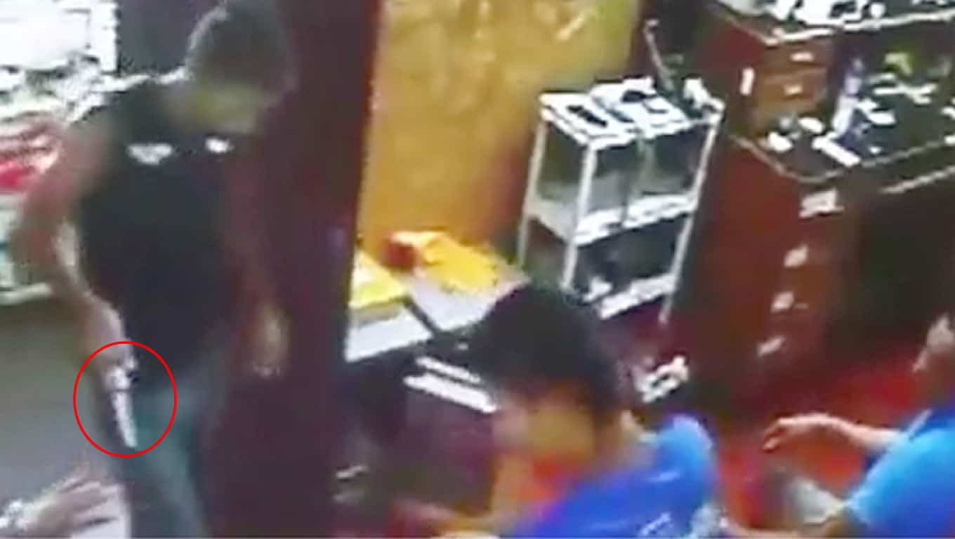 COL 1 - ecos261115-assalto-7 (2)