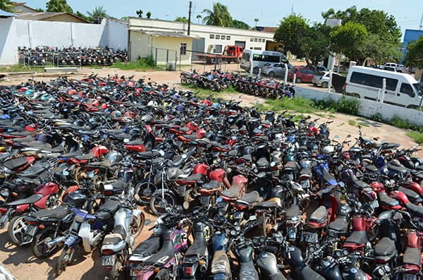 Detran-AC publica edital de leilão com mais de 600 motocicletas para reciclagem; veja regras