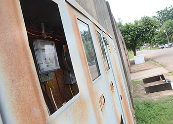 Consumidores acreanos vão pagar menos por energia elétrica em outubro, diz Aneel  