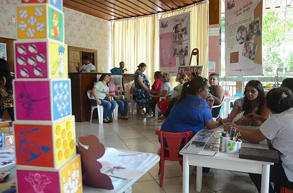 Exposição apresenta 25 anos de atuação de professores das Classes Hospitalares