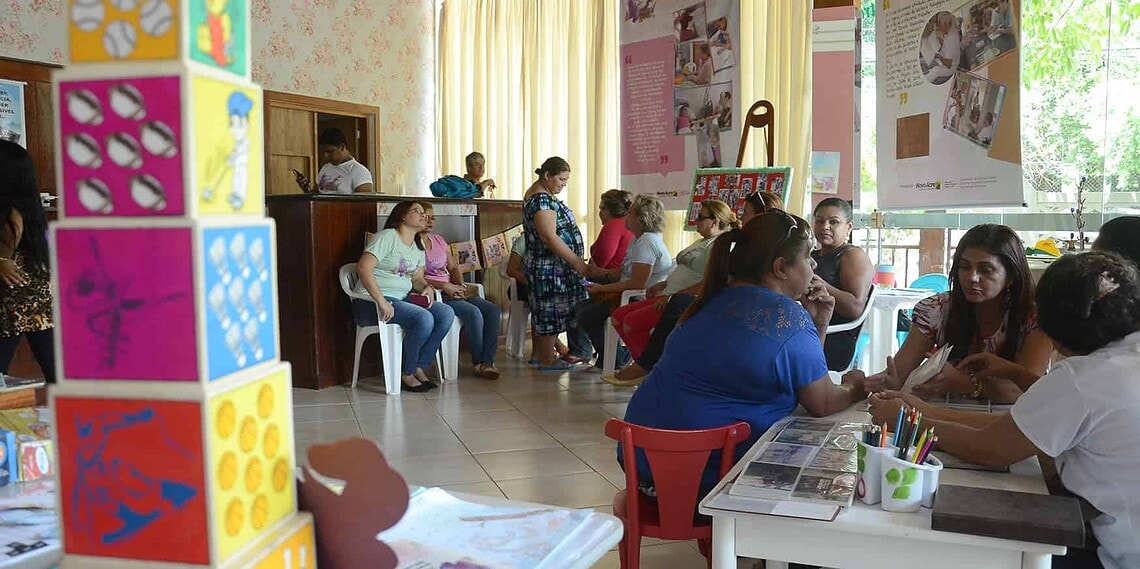 Exposição apresenta 25 anos de atuação de professores das Classes Hospitalares