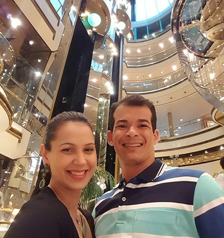 Lu Marques e Evandro Araújo foram premiados com um cruzeiro patrocinado pela empresa My Nets Clube, alcançando a graduação de executivos ouro, com rota top pelas orlas paradisíacas de Santos, Búzios e Ilha Bela. Parabéns ao casal que também comemora o amor, a beleza e a saúde, pois são saradíssimos, praticantes de Cross!