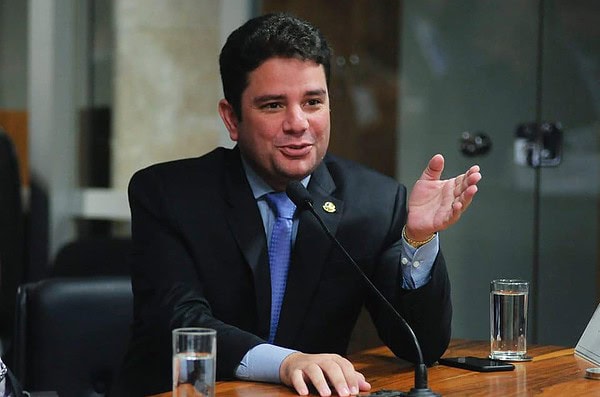 Gladson Cameli garante mais de R$6,5 milhões para os municípios do Acre