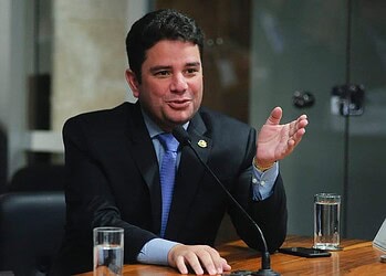 Gladson Cameli garante mais de R$6,5 milhões para os municípios do Acre