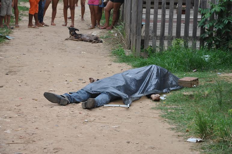 Homem é morto com tiro no rosto no Recanto dos Buritis