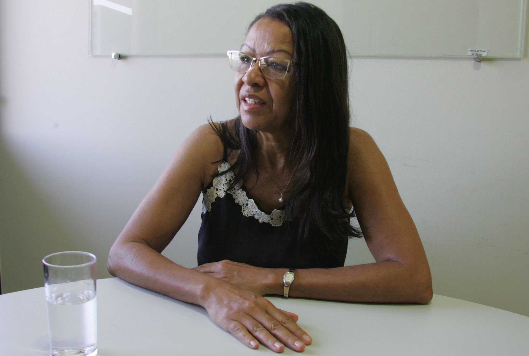 Diretora técnica do IMC, Vera Reis, confirma que o estudo será feito da nascente até a foz do Rio Acre. (Foto: Odair Leal/ A GAZETA)