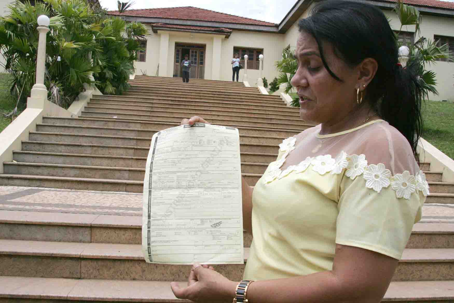 Sogra de adolescente que perdeu bebê diz que quer justiça 2 Avó reclama do atendimento em hospital do interior. (Foto: Odair Lea/ A GAZETA)