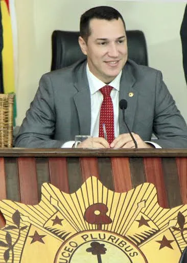 Presidente Ney Amorim anuncia abertura de matrículas para curso de Pós-Graduação 1 Presidente Ney Amorim anuncia abertura de matrículas para curso de Pós-Graduação