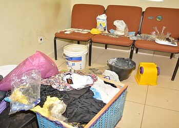 Polícia Militar apreende cocaína liquida em pó e vasto material pornográfico em apartamento