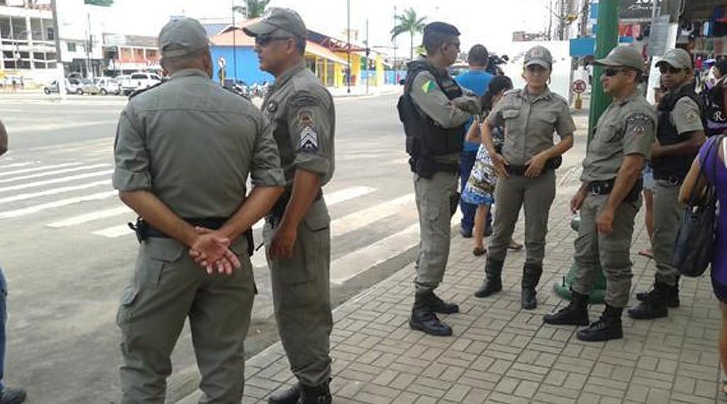 A operação visa garantir a segurança dos comerciante e clientes durante o final de ano