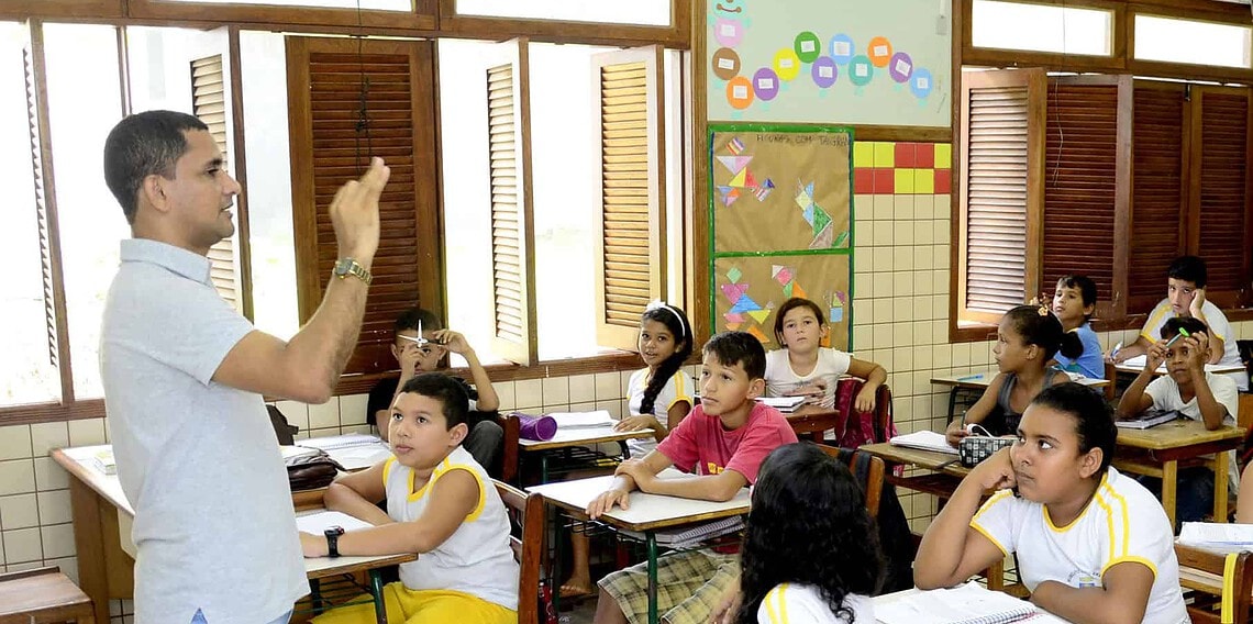 Mais de 1.500 alunos de Rio Branco respondem questões da Prova Brasil 1 Mais de 1.500 alunos de Rio Branco respondem questões da Prova Brasil
