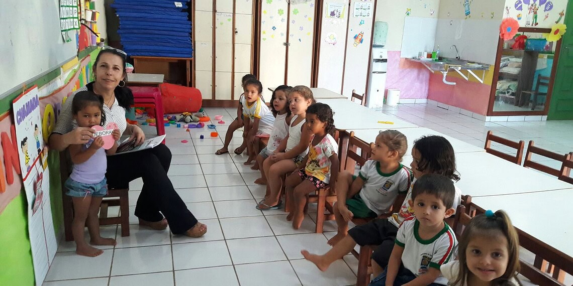 Crianças sem limites 1 Pedagoga Mirian Braga utiliza os métodos de confiança e respeito para conseguir bons resultados com os alunos