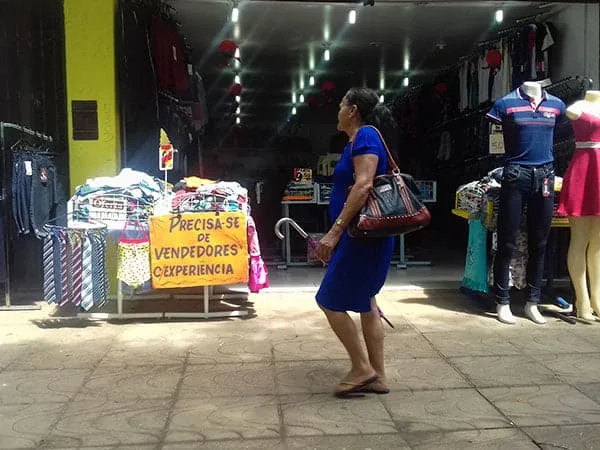Número de ofertas de vagas temporárias sofreu uma queda em relação ao ano passado. (Foto: Bruna Lopes/ A GAZETA)