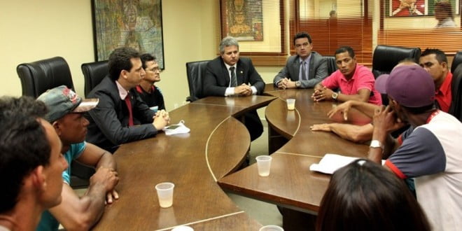 Comissão de Legislação Agrária da Aleac recebe moradores do Seringal Capatará 1 Comissão de Legislação Agrária da Aleac recebe moradores do Seringal Capatará