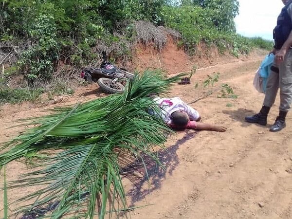 Corpo de vítima de acidente de trânsito fica mais de cinco horas na estrada para ser resgatado