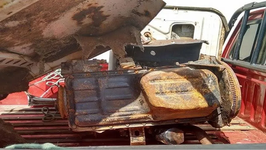 Denúncia anônima leva a polícia em borracharia que funcionava como desmanche 1 Denúncia anônima leva a polícia em borracharia que funcionava como desmanche