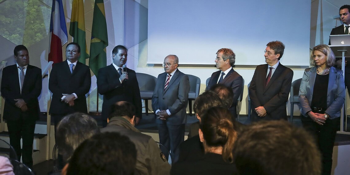 Dia do Acre reúne representantes da Amazônia e entidades parceiras em Paris