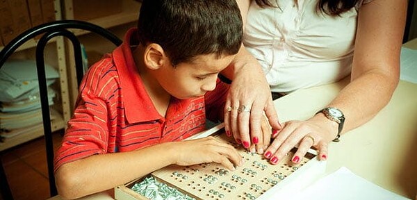 SEE auxiliam escolas particulares a inserir políticas inclusivas