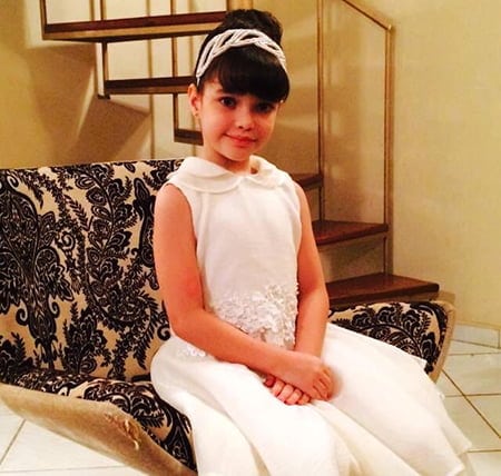 Recital  Nesta sexta, 4, a linda Ana Flávia Barbosa de Holanda, exímia aluna da professora Sandra Furtado de Medeiros, apresenta-se no XIX Recital de Piano da Escola Villa Lobos, que acontece às 20h, no Teatro Plácido de Castro. Merci aos pais corujas Siberman e Mariane Holanda pelo lindo e criativo convite para o recital e jantar que será oferecido aos amigos logo após a apresentação