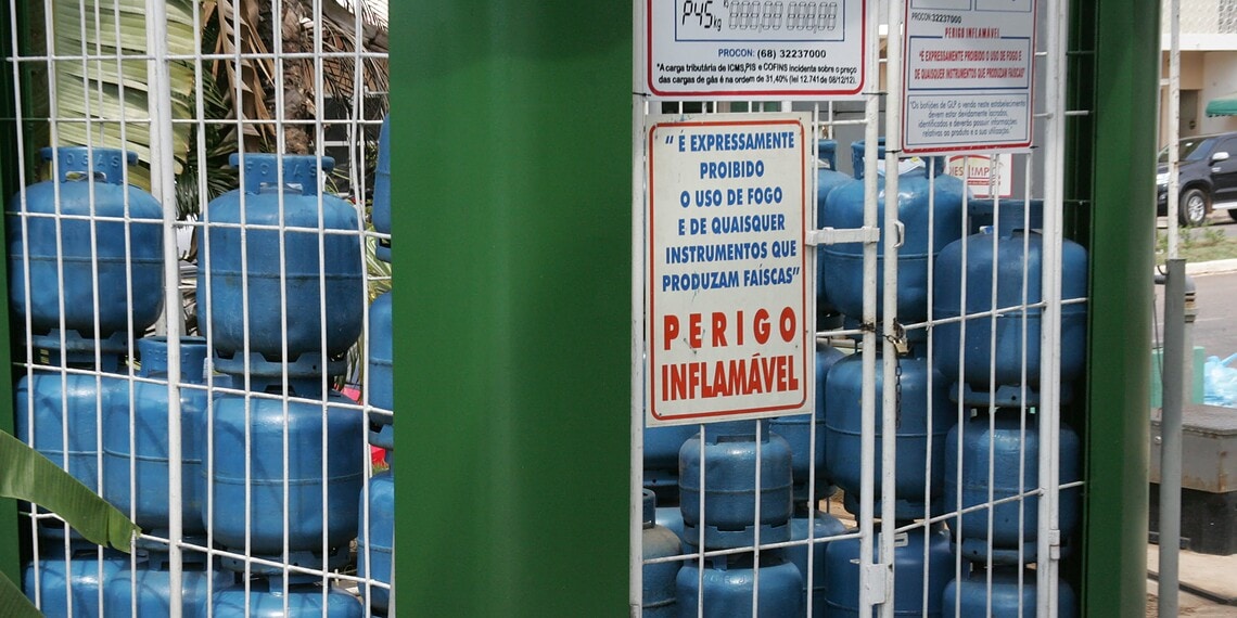 Apesar do reajuste, Sindigas afirma que botija de gás de 13 quilos não terá aumento