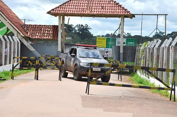 Devido à superlotação, juíza interdita duas unidades prisionais na Capital