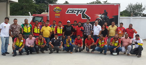 O projeto atinge mototaxistas, policiais, Exército, universitários e a população em geral. (Foto: Bruna Mello / A GAZETA)