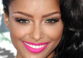 A imponderável caça ao bicho-homem perfeito 1 a morena