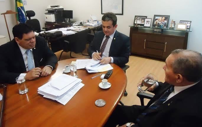 Funasa libera recursos para Ufac com empenho de Flaviano Melo 1 Funasa libera recursos para Ufac com empenho de Flaviano Melo