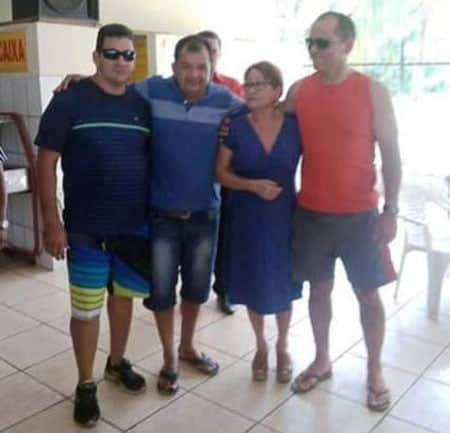 CONFRATERNIZAÇÃO - Desembargadora Denise Castelo Bonfim prestigiou o evento de final de ano da Escolta Judi-cial, juntamente com o comandante do CIPG Giovani Galvão, tenente Veríssimo e sargento Brandão.     