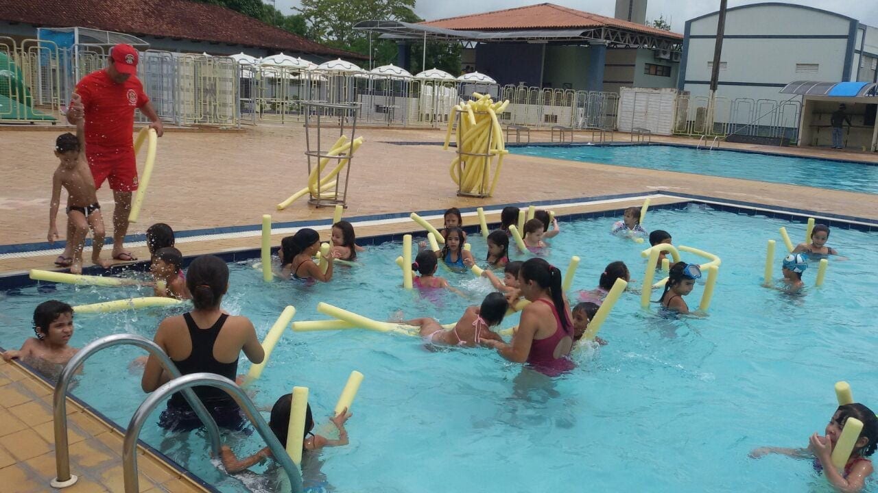 1.2 - Projeto do Sesc diverte crianças e adolescentes nas férias - FOTO - ASSESSORIA SESCAC