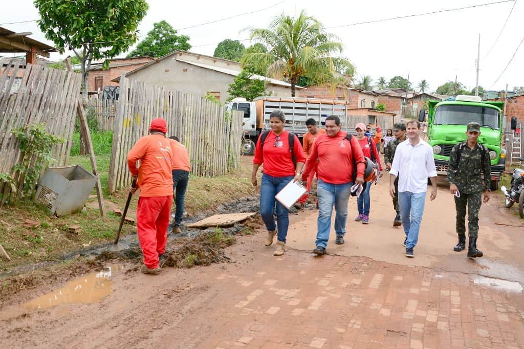 2.1 - Agente epidemiológico da dengue (Fotos Assis Lima) (2)