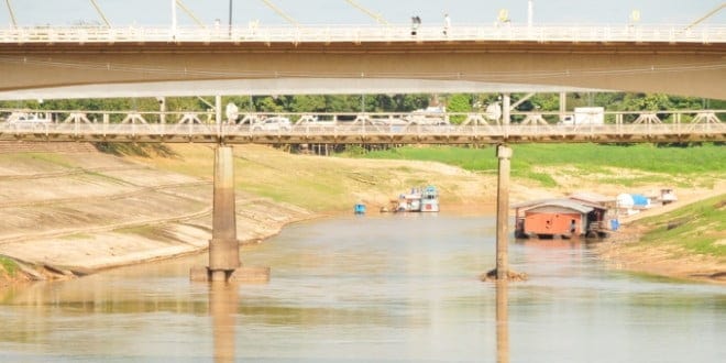 Rio Acre apresenta menor nível dos últimos 10 anos e risco imediato de enchente é descartado, aponta Defesa Civil